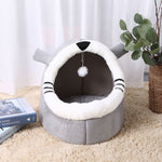 Deep Sleep Comfort In Winter Cat  Small Dog House